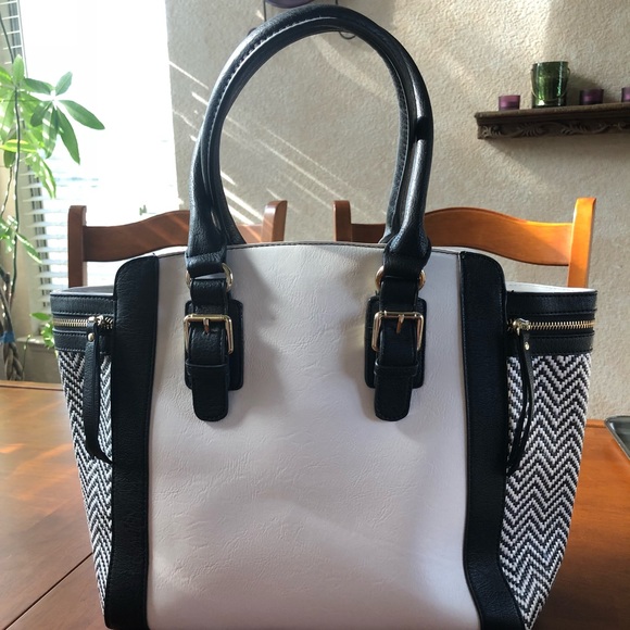 Charming Charlie Handbags - NWT Black and white bag